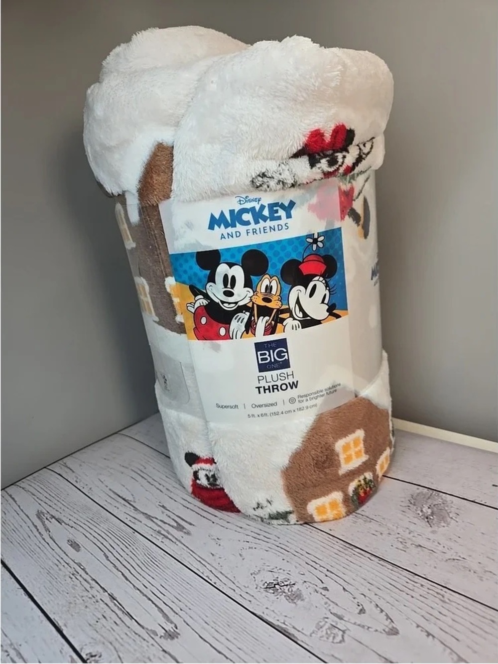 Disney Mickey and Friends Cream Plush Holidays Christmas theme Throw Blanket